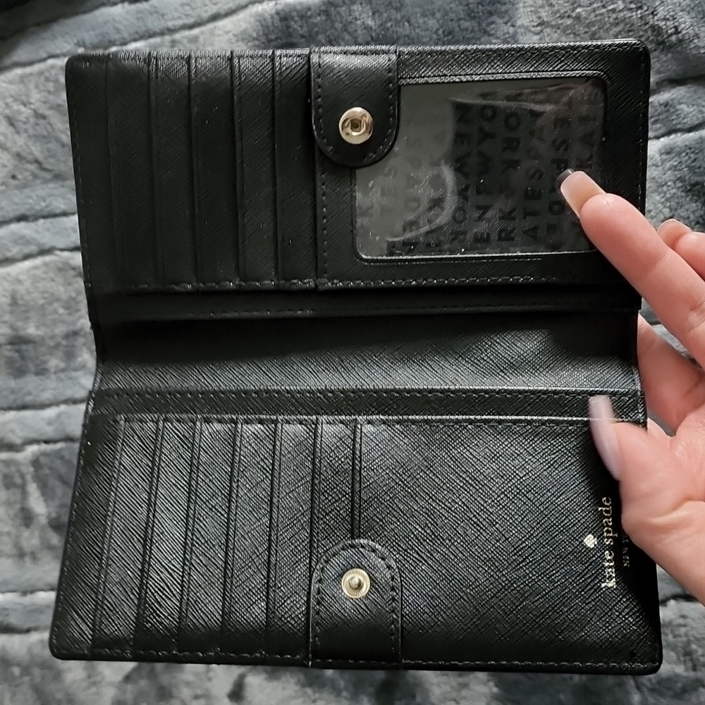 Kate Spade wallet - Picture 2 of 4